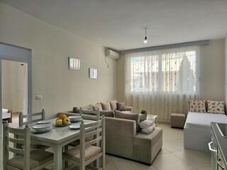 Apartment Saranda  8