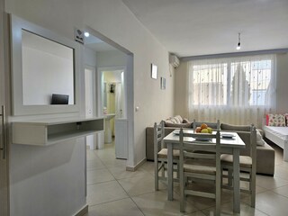 Apartment Saranda  10