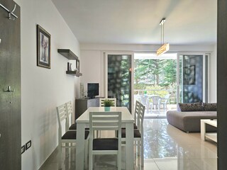 Apartment Saranda Features 21