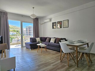 Apartment Saranda  13