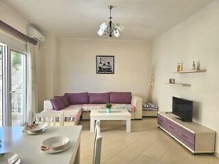 Apartment Saranda  8