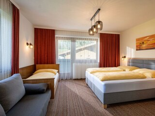 Schlafzimmer Nr. 2 (c) Hannes Dabernig