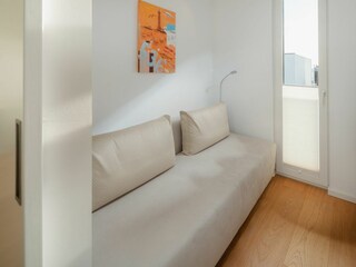 Norderney / Sonnenseite - Lesezimmer mit Schlafsofa