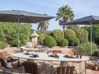 Terrasse mit Sitzgruppe