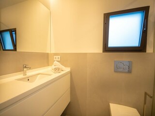 Holiday house S'Illot Features 10