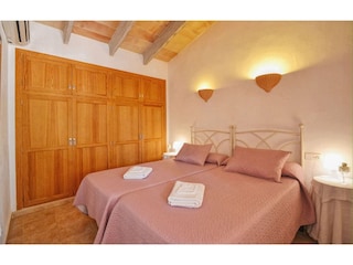 Holiday house Búger Features 21