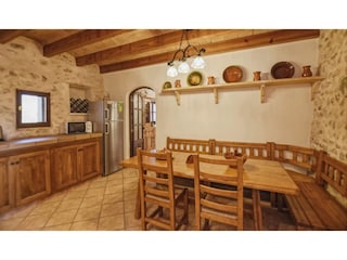 Cottage Búger Features 35