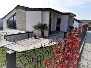 Ferienhaus Podkozi  11