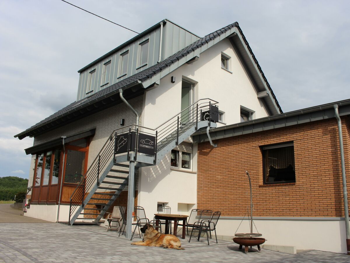 Eingangsbereich Grill Sitzplatz Aussicht