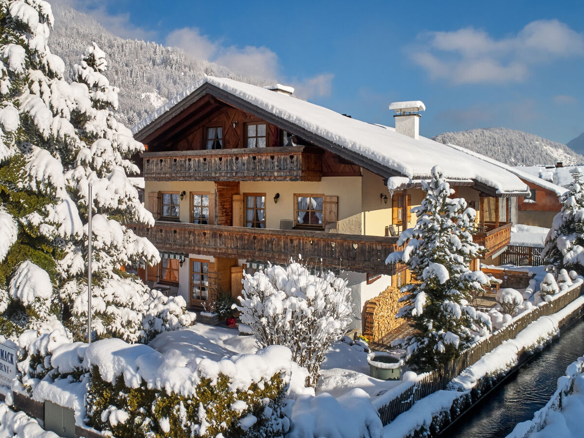 Ferienwohnung Oberau im Zugspitzland Außenaufnahme 6