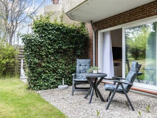 Gartenterrasse nach Süden