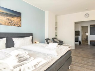 Wohnzimmer, Blick zur Küche
