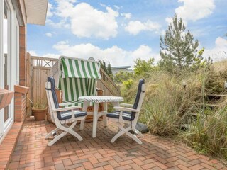 Sonnig Südterrasse am Deich mit Dünengras