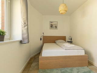 2. Schlafzimmer