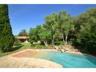 Farmhouse Búger Outdoor Recording 11