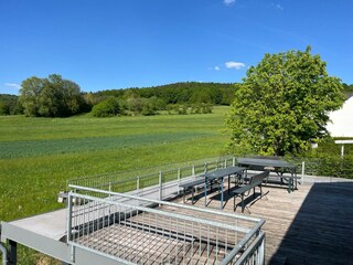 Der Blick aus 1. OG vom Schlafzimmer aus