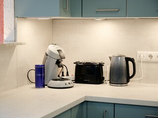 Alle wichtigen Küchenutensilien sind vorhanden.