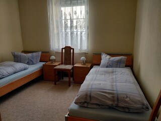 Schlafzimmer2