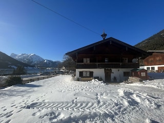 Haus im Winter