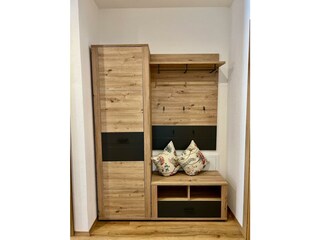 74BDF59C-007B-4F2F-8426-5E945E2DCD23_1_105_c