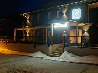 Nacht_Haus_beleuchtet