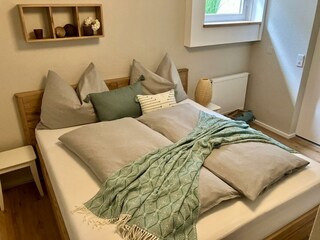 2. Schlafzimmer