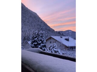 Winterlicher Sonnenaufgang