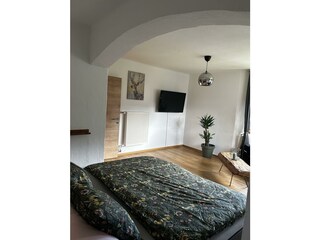 Großes Schlafzimmer