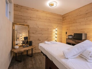 S_Acherl_Massageraum_20230110_000