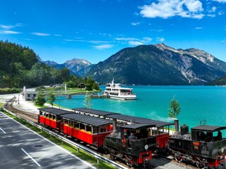 Bahn und Schiff am Achensee Train and ship at Lake