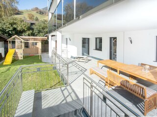 Firm21_FewoSchw.237-min