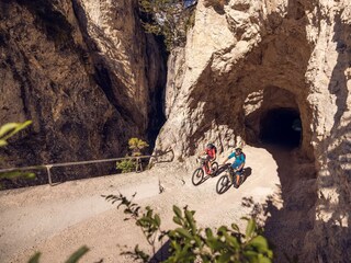 E-Mountainbiken in der Schmalzklause Exploring the