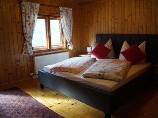Schlafzimmer 3