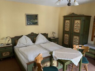 Zweibettzimmer, Dusche, WC