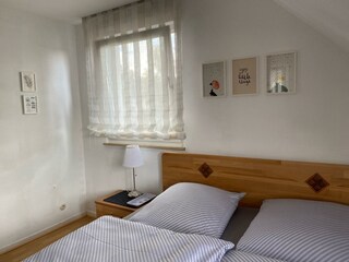 Helles Schlafzimmer TOP 1