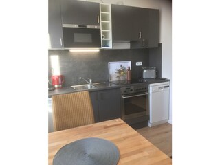 vollwertige Küchenzeile TOP 2