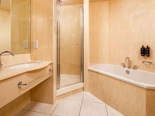 Apartment Welt Features 9