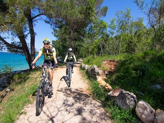 Ferienpark Njivice Umgebung 39