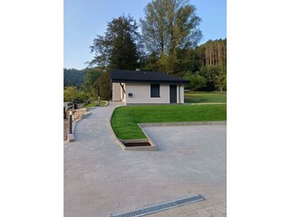 Haus & Parkplatz