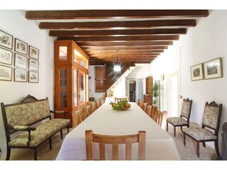 Cottage Búger Features 13