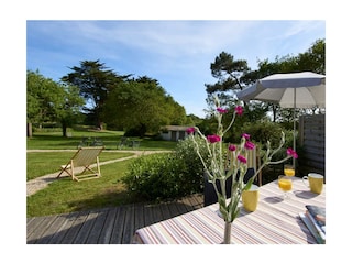 Terrasse mit Blick auf Natur und Ruhe