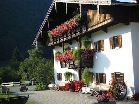 Holiday apartment Spitztstein on the Bergerhof