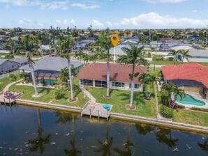 Holiday house Charmante Villa mit Kronleuchter