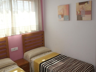 Apartment Creixell Ausstattung 21