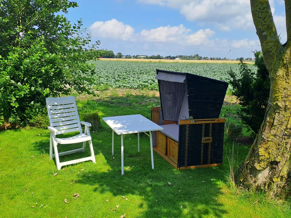 Sitzecke Abendrot im Gartenbereich