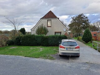 Hausansicht von der Straße