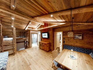 Stadl-Chalet-Ischgl-Nacht-copy-09292022_143130
