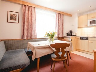 Apart Waldhaeusl-Ferienwohnungen-Ischgl-203 (2)