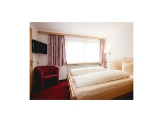 waldhaeusl-app-204-005