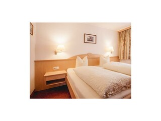 waldhaeusl-app-204-012